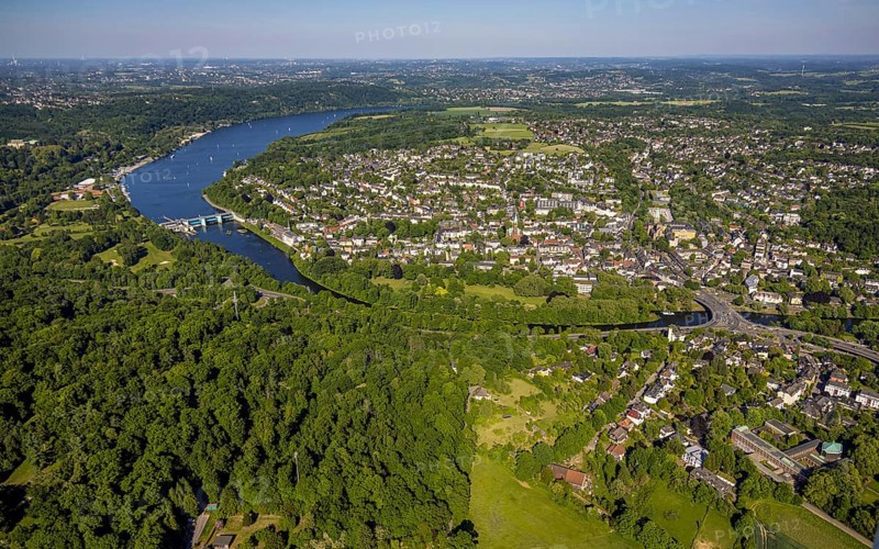 Aerial view, Baleneysee and Brehminsel, Lake Baldeney weir with river Ruhr and view of Werden, Werden, Essen, Ruhr area, North Rhine-Westphalia, Germany