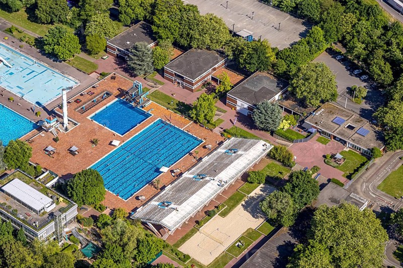 Aerial view, Grugabad Am Grugapark, outdoor swimming pool, Rüttenscheid, Essen, Ruhr area, North Rhine-Westphalia, Germany