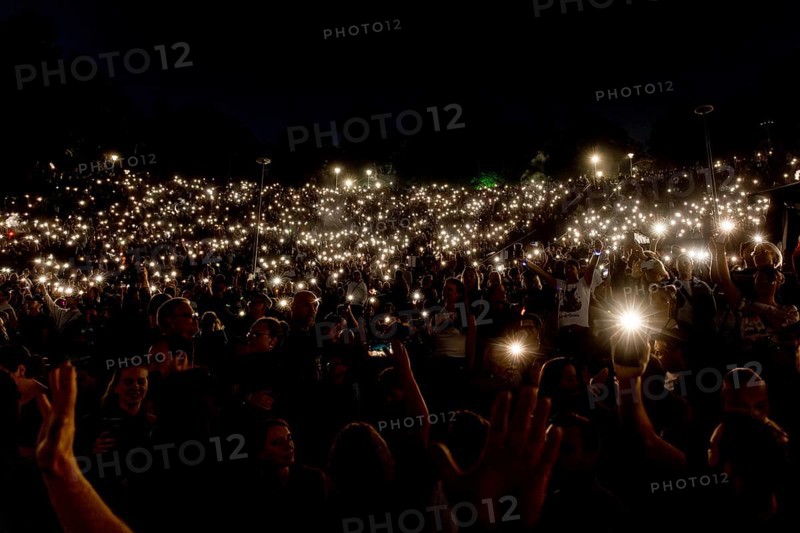 Sea of lights at Tiscore in the Berlin Waldbühne on 29/08/2025
