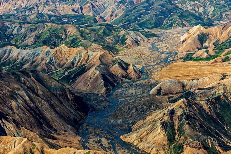 Mountain landscape, sunny, summer, river, riverbed, volcanic landscape, aerial view, Landmannalaugar, Fjallabak Nature Reserve, Icelandic Highlands, Iceland