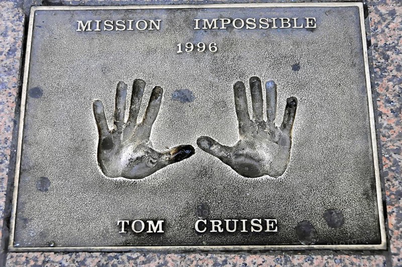 Memorial plaque with handprints and inscription for Tom Cruise from 1996, London, England, Great Britain