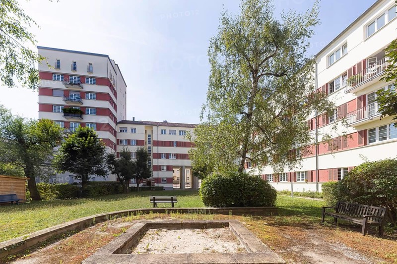 Bau- und Heimstättenverein Stuttgart. Weissenhof Estate on the Killesberg in Stuttgart. The Werkbund Estate was built in 1927 by the Deutscher Werkbund under the direction of Ludwig Mies van der Rohe by leading representatives of Neues Bauen, partly using experimental materials. Stuttgart, Baden-Württemberg, Germany