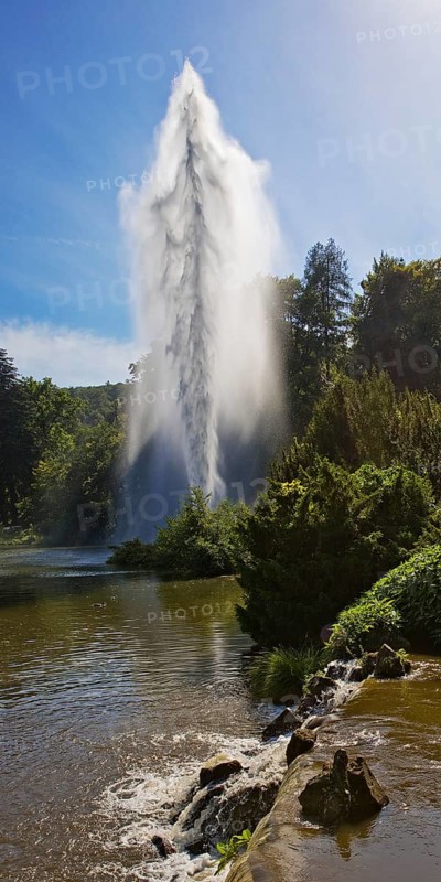 Water features at the large pond with the towering fountain, Bergpark Wilhelmshöhe, UNESCO World Heritage Site, Kassel, Hesse, Germany