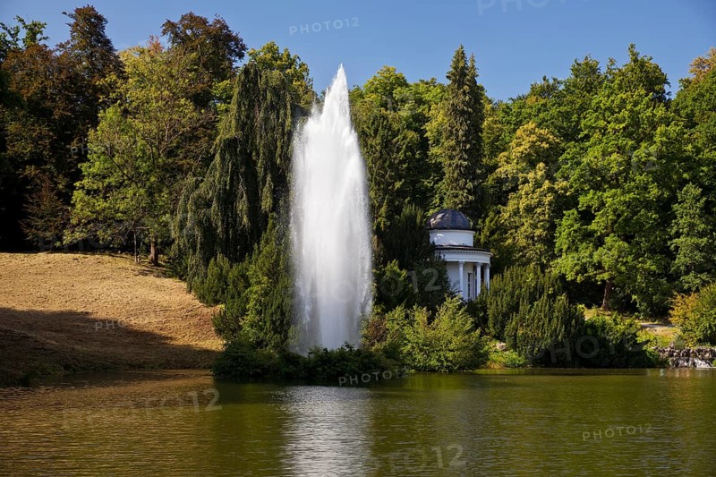 Water features at the large pond with the towering fountain, Bergpark Wilhelmshöhe, UNESCO World Heritage Site, Kassel, Hesse, Germany