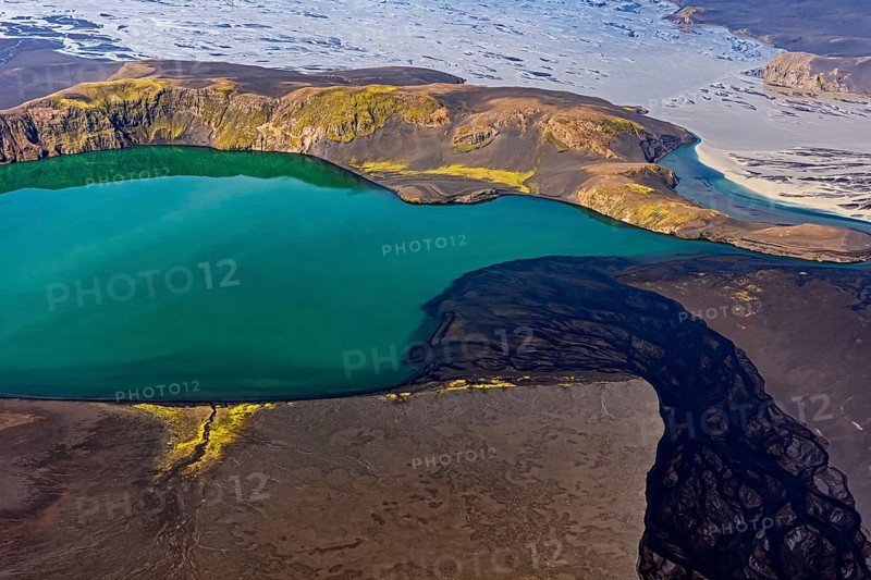 Mountain landscape, river, river delta, river course, lake, volcanic landscape, sunny, aerial view, summer, Langisjör, Icelandic Highlands, Iceland