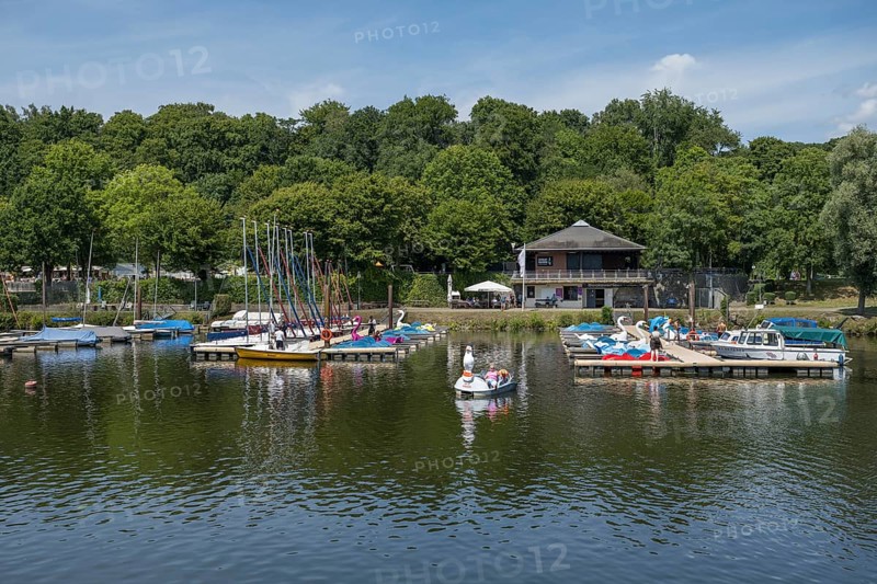 Boat hire at Heveney harbour, Oelbach, Lake Kemnader, Witten, Ruhr area, North Rhine-Westphalia, Germany