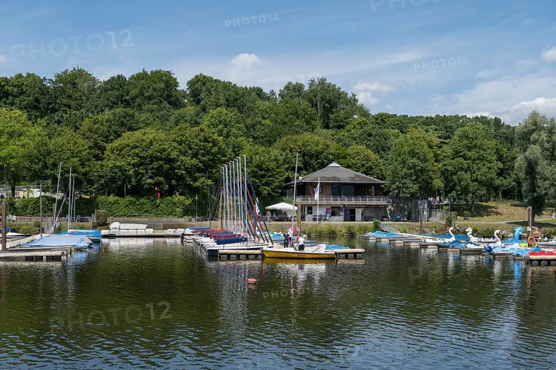 Boat hire at Heveney harbour, Oelbach, Lake Kemnader, Witten, Ruhr area, North Rhine-Westphalia, Germany