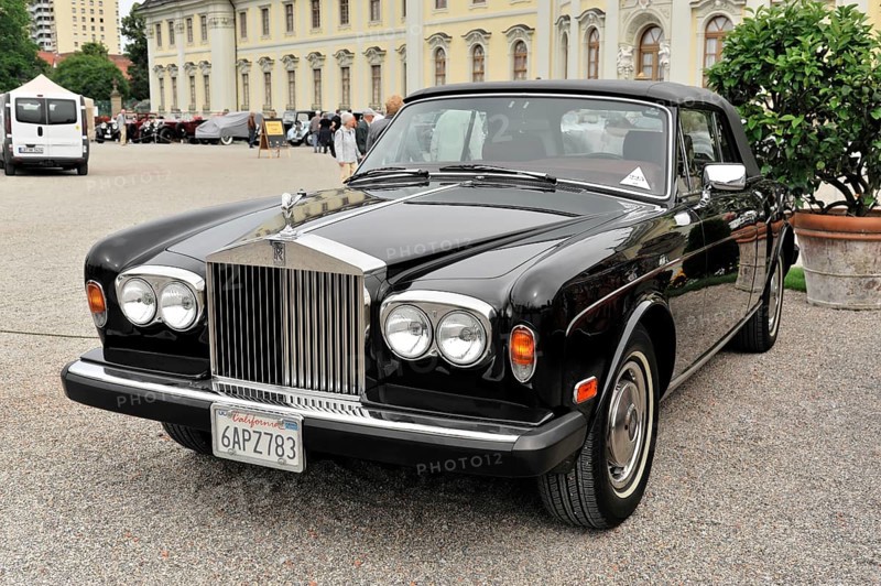 Elegant black Rolls-Royce, perfectly presented in a classic setting, Retro Classics meets Baroque, Ludwigsburg, Baden-Württemberg, Germany