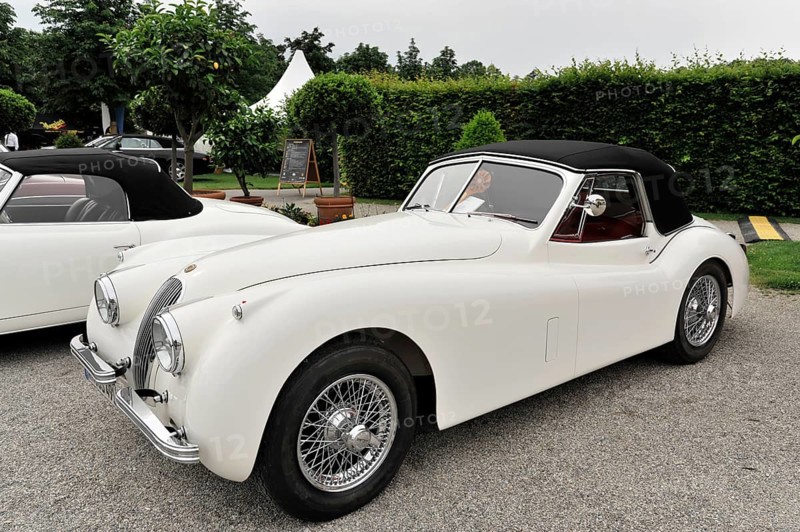 Jaguar Coupe, Vintage car, Elegant white Jaguar vintage convertible with refined design and black soft top, Retro Classics meets Baroque, Ludwigsburg, Baden-Württemberg, Germany