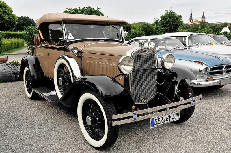 Ford A, Ford classic car, Brown-black convertible in classic style on a gravelled square, Retro Classics meets Baroque, Ludwigsburg, Baden-Württemberg, Germany