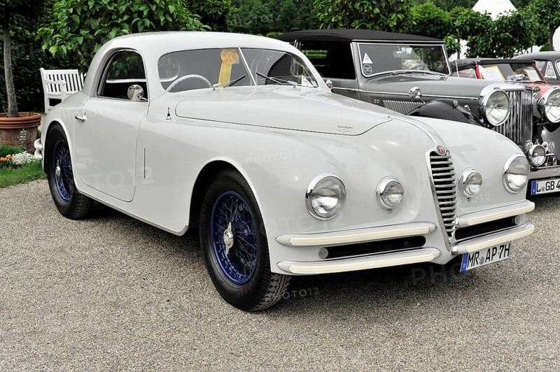 Alfa Romeo 6C 2500 SS Touring, Classic car, Elegant white Alfa Romeo classic car with nostalgic charm and stylish design, Retro Classics meets Baroque, Ludwigsburg, Baden-Württemberg, Germany