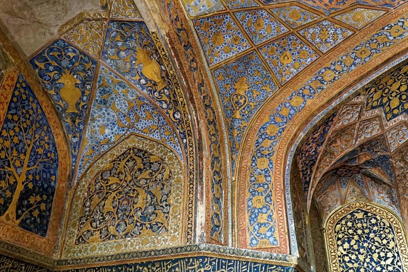 Mausoleum of Itimat-ud-Daula, Tomb, Agra, Uttar Pradesh, India, Asia, Detailed wall art with blue and gold mosaics and ornamental patterns, Jodhpur, Rajasthan, North India
