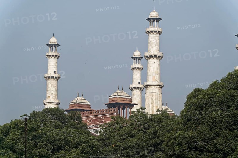 Mausoleum of Itimat-ud-Daula, Tomb, Agra, Uttar Pradesh, India, Asia, Detailed view of towers of a mausoleum surrounded by trees under a clear sky, Jodhpur, Rajasthan, North India