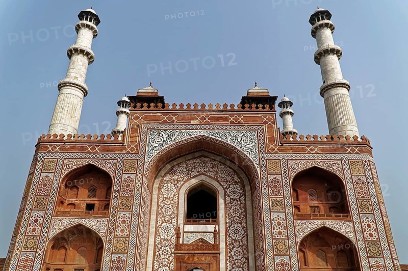 Mausoleum of Itimat-ud-Daula, Tomb, Agra, Uttar Pradesh, India, Asia, Large facade of a mausoleum with minarets and ornate details in red, Jodhpur, Rajasthan, North India