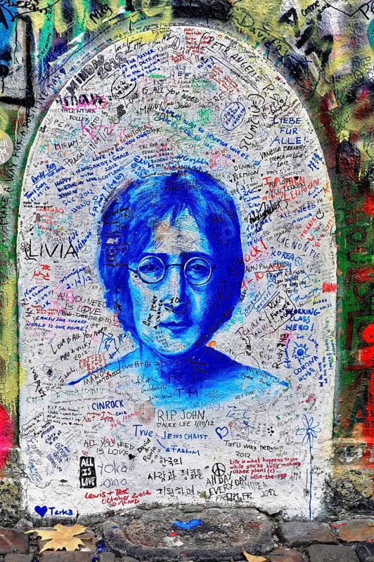 John Lennon Wall, Graffiti, Prague, Czech Republic, Europe, Colourful graffiti with portrait of John Lennon on a wall
