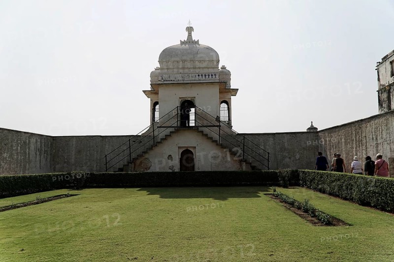 Kota, Rajasthan, North India, Asia, Old building with stairs in a well-kept garden, India