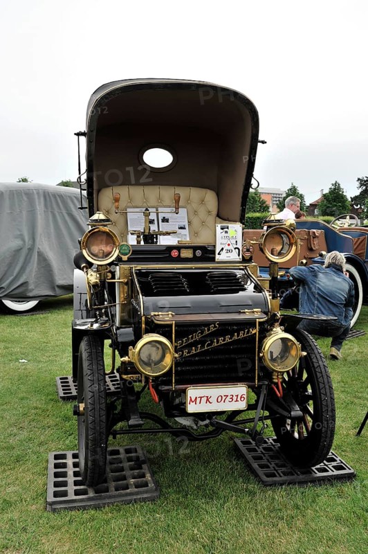 Petigars Prat Carrabi Voiturette, built in 1898, classic car, black and gold vintage car in an exhibition, decorated vehicle with nostalgic charm, Retro Classics meets Baroque, Ludwigsburg, Baden-Württemberg, Germany