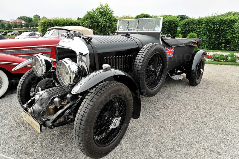 Bentley Van den Plas 4, 5 litre, Blower, year of construction 1927, classic car, black classic car with British flag, impressive vintage design on gravel, Retro Classics meets Baroque, Ludwigsburg, Baden-Württemberg, Germany