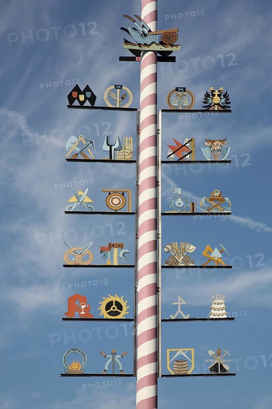 Guild pole with symbols for historical professions, pole with guild sign, craftsman, craft, maypole, free-standing, market square, Bad Königshofen, Rhön, Lower Franconia, Franconia, Bavaria, Germany