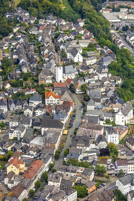 Aerial view, Alter Markt street with bell tower, historical sight, St. George's Chapel, Arnsberg, Ruhr area, North Rhine-Westphalia, Germany, place of worship, DE, Europe, religious community, place of worship, holy place, church, parish, denomination, aerial view, aerial photography, aerial photography, religion, religious site, sight, tower, overview, bird's-eye view, overview