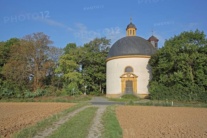 Baroque Chapel of the Holy Cross built in 1700 with dome, Gaibach, Volkach, Lower Franconia, Franconia, Bavaria, Germany