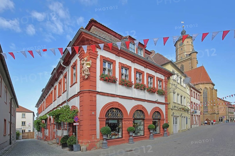 Prince-Bishop's Official Winery and St Bartholomew's, church, historic building, Volkach, Lower Franconia, Franconia, Bavaria, Germany