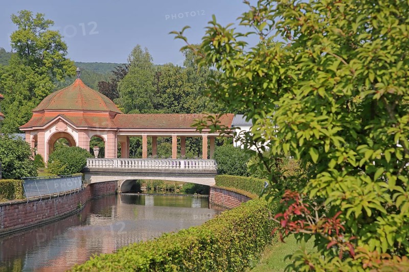Wernarz spring temple built in 1911 and bridge over the river Sinn, temple, Art Nouveau, spa gardens, promenade hall, state bath, Bad Brückenau, Rhön, Bavaria, Germany