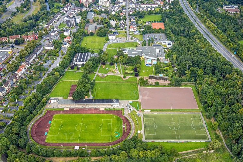 Aerial view, sports centre Große Wiese with football stadium and athletics stadium Große Wiese, SV Hüsten 09, Hüsten, Arnsberg, Ruhr area, North Rhine-Westphalia, Germany, DE, Europe, football field, football stadium, football club, aerial view, aerial photography, aerial photography, sports, sports facilities, sports field, sports facility, stadium, overview, bird's-eye view, bird's-eye view, overview