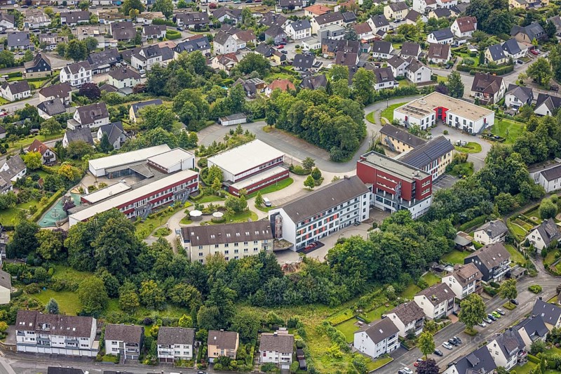 Aerial view, Franz-Joseph-Koch-School and Mariannhill School, right St. Elisabet Caritas retirement home and Caritas Mariannhill residential home, Obereimer, Arnsberg, Ruhr area, North Rhine-Westphalia, Germany, retirement home, nursing home, care and nursing, education, educational institution, DE, Europe, special school, teaching institute, aerial view, aerial photography, aerial photography, care facility, school, retirement home, retirement residence, retirement home, retirement centre, overview, bird's eye view, bird's eye view, overview