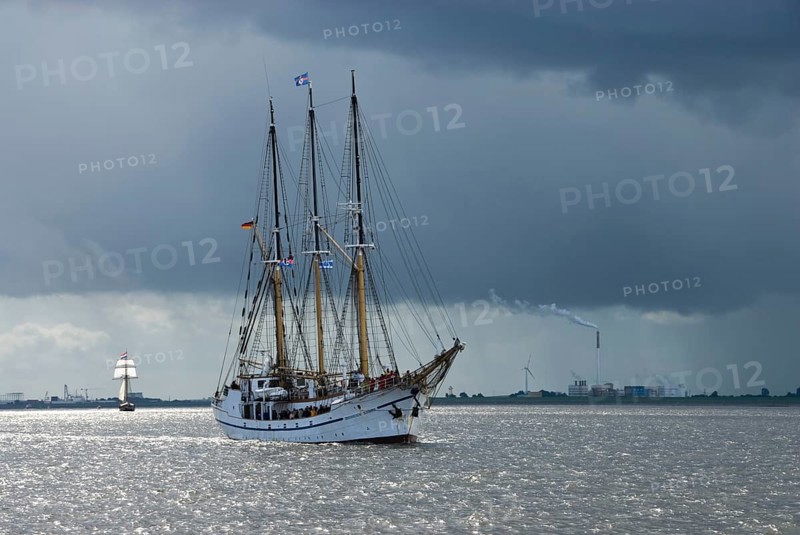 Tall ship and sail training ship Grossherzogin Elisabeth (built 1901), Elsfleth, harbour of Bremerhaven, Bremerhaven, Lower Saxony, Germany
