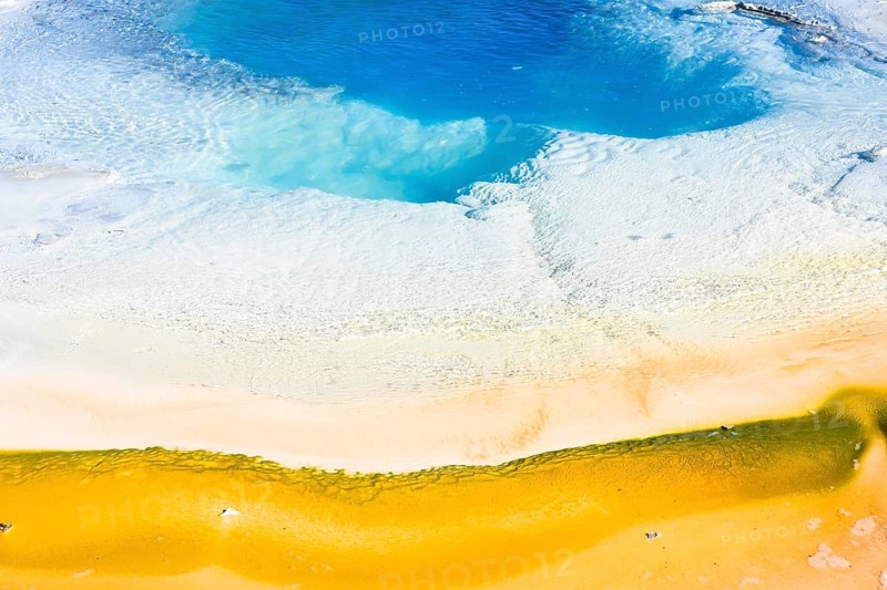 Play of colours in a sulphur spring, Iceland