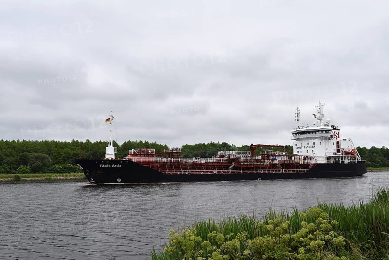Tanker STOLK AUK in the Kiel Canal, NOK, Kielkanal, Kiel Canal, Schleswig-Holstein, Germany