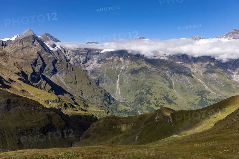 Landscape panorama, high alpine road, Großglockner, high fog, view