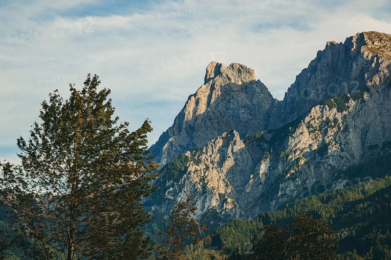 Admonter Reichenstein and Sparafeld in the sunlight, Weng im Gesäuse, Styria, Austria