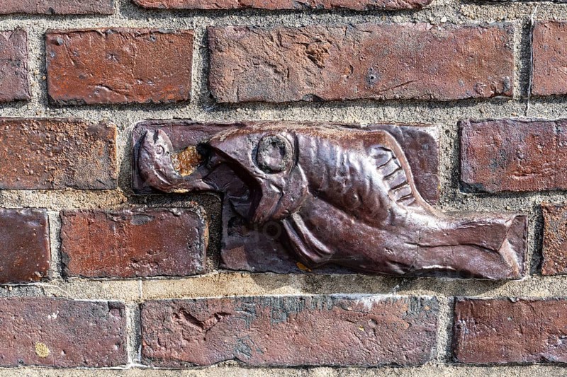 Busse Memorial, memorial, monument, Bremerhaven, Geestemünde, Fritz Höger, commissioning, Sagitta, Friedrich Busse, deep-sea fishing, Germany, fish, eat