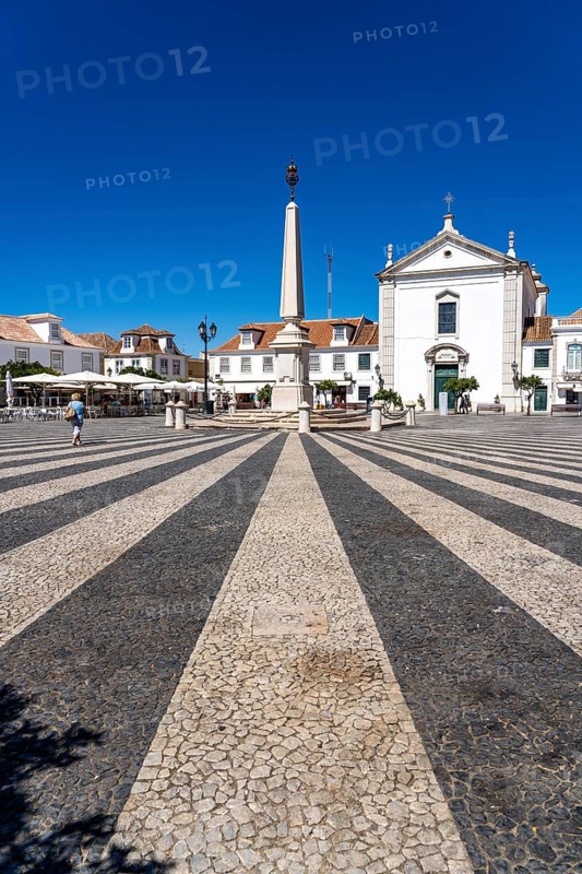 The central square Praça Marquês de Pombal, in the town of Vila Real de Santo António, on the border with Spain, Algarve, Portugal