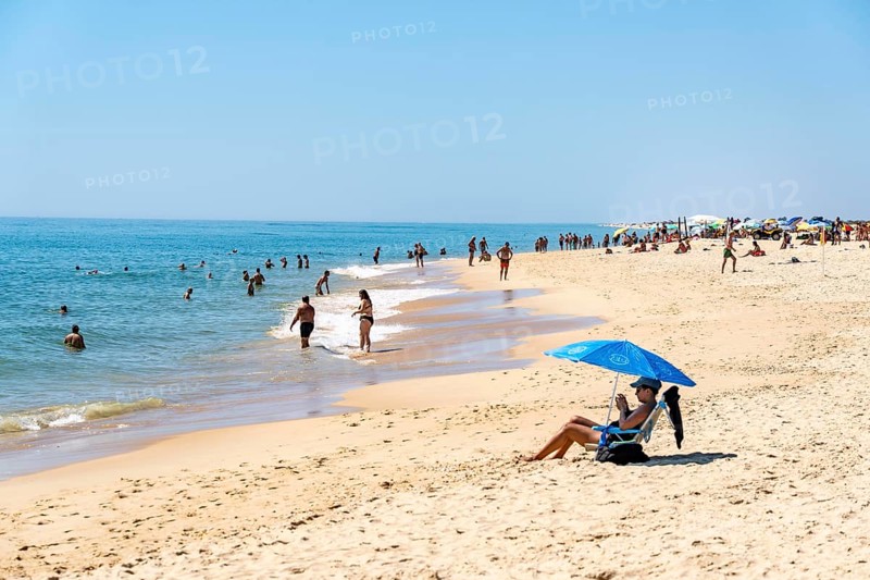 Kilometre-long beach Praia da Ilha de Tavira, on the island off Tavira, partly managed, Algarve, Portugal