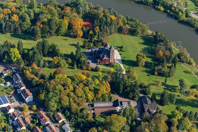 Aerial photo, guest house Schloss Saareck, Mettlach, Saarland, Germany, Europe, birds-eyes view, aerial view, aerial photography, aerial photography, overview, bird's eye view