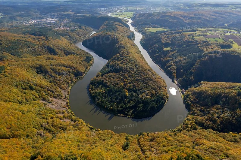 Aerial photo, Saarschleife, Saar, Burg Montclair, Mettlach, Saarland, Germany, Europe, birds-eyes view, aerial photography, aerial photography, overview, overview, bird's eye view