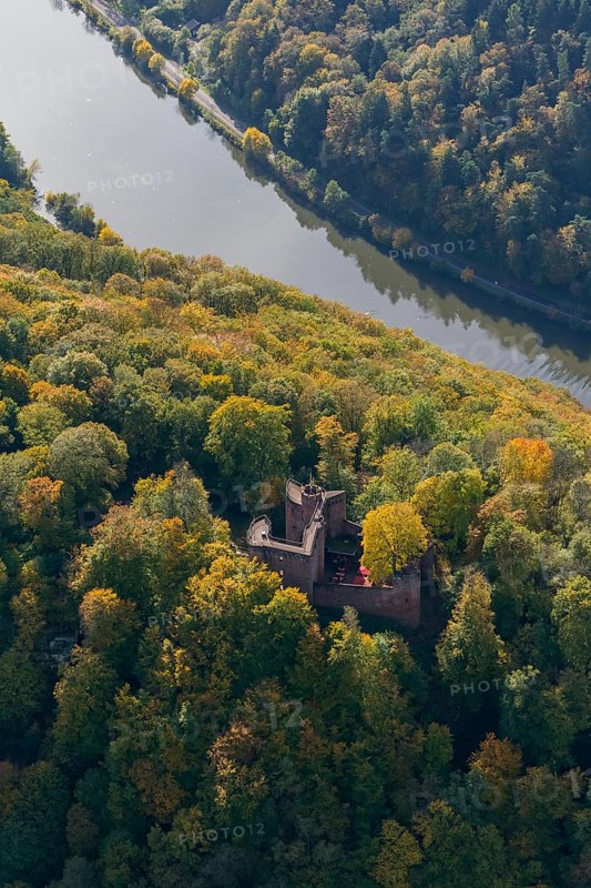 Aerial photo, Montclair Castle, castle tower, at the Saarschleife Mettlach, Taben-Rodt, Saarland, Rhineland-Palatinate, Germany, Europe, birds-eyes view, aerial view, aerial photography, aerial photography, overview, bird's eye view