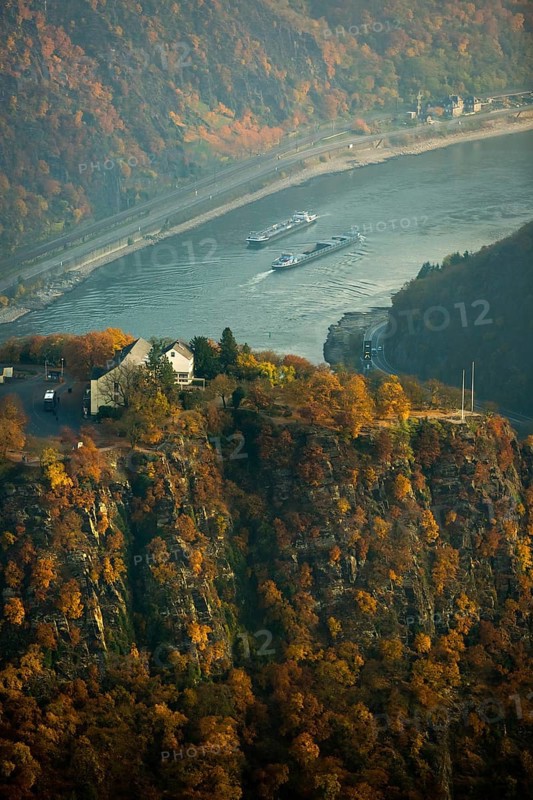 The Loreley, Lorelei, slate cliffs in the UNESCO World Heritage Upper Middle Rhine Valley near Sankt Goarshausen, Rhine Valley, Rhine, inland navigation, Rhine meanders, shallows, autumn leaves, Sankt Goar, Rhineland-Palatinate, Germany, Europe, aerial view, birds-eyes view, aerial photography, aerial photography, overview, bird's eye view
