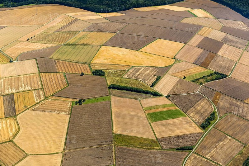 Harvested fields, small fields from inheritance divisions, agriculture, Aarbergen, Hesse, Germany, Europe, aerial view, birds-eyes view, aerial photography, aerial photography, overview, bird's eye view