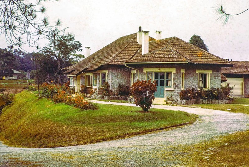 Captioned as 'Admiralty Bungalow', British architecture colonial hill station resort of Fraser's Hill, Pahang, Malaya, Malaysia, south east Asia 1963