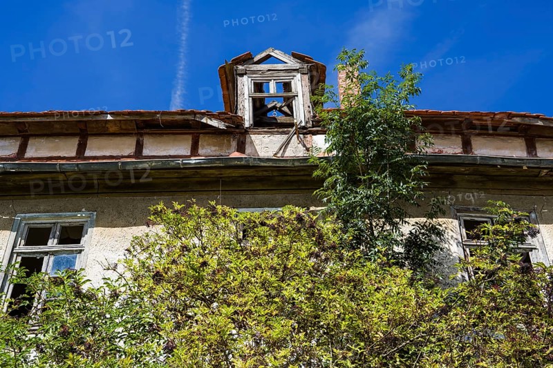 Ruined house, district of Kassel, Hesse, Germany