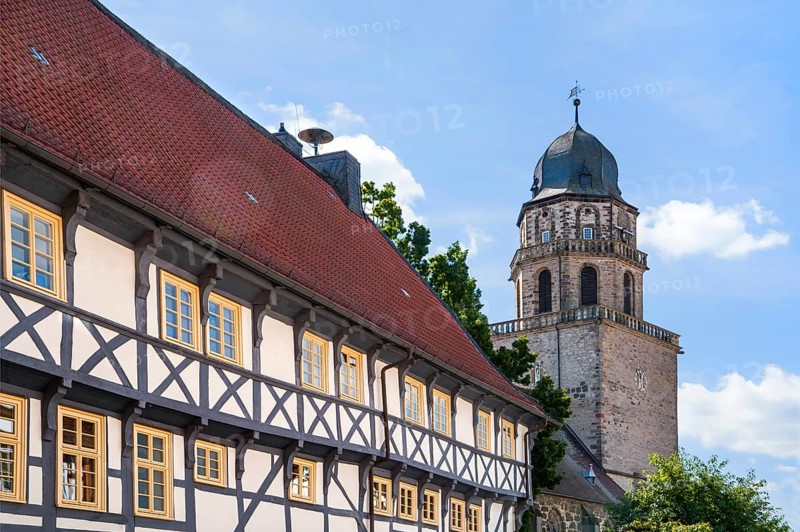 Half-timbered house facade, Protestant Church, Evangelische Stadtkirche, Zierenberg, district of Kassel, Hesse, Germany