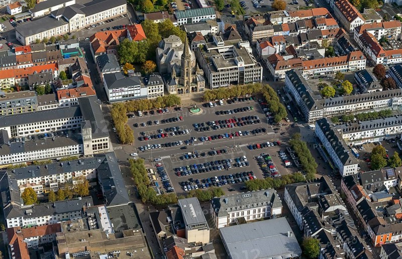 Großer Markt, St. Ludwig Catholic Church, city centre, Saarlouis, Saarbrücken, Saarland, Germany, Europe, aerial view, birds-eyes view, aerial photography, aerial photography, overview, bird's eye view