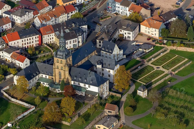 Church and Benedictine Abbey Tholey, Tholey, Saarbrücken, Saarland, Germany, Europe, aerial view, birds-eyes view, aerial photography, aerial photography, overview, overview, bird's eye view