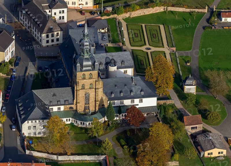 Church and Benedictine Abbey Tholey, Tholey, Saarbrücken, Saarland, Germany, Europe, aerial view, birds-eyes view, aerial photography, aerial photography, overview, overview, bird's eye view