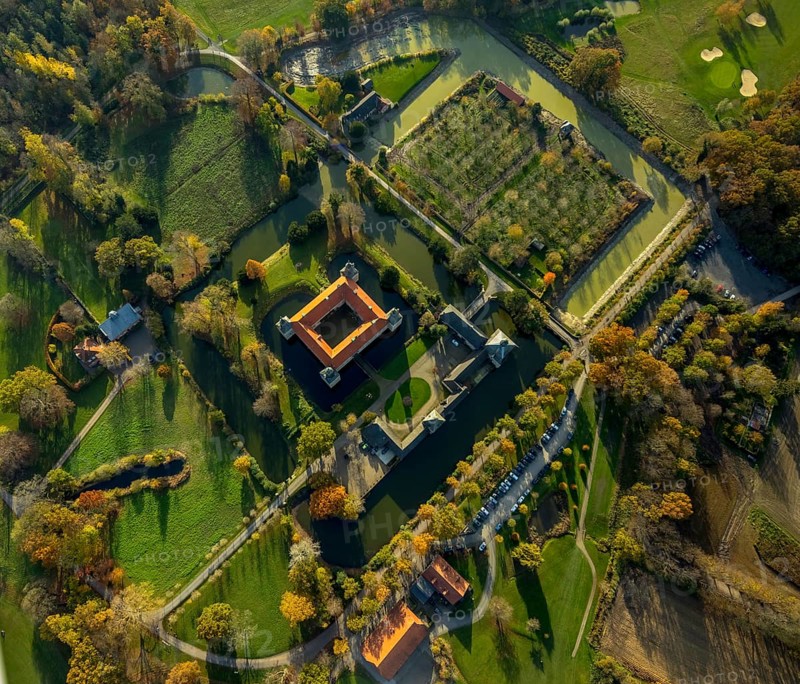 Aerial view, Golfclub Wasserschloss Westerwinkel, Schloss Westerwinkel, Herbern, Ascheberg, Münsterland, North Rhine-Westphalia, Germany, DE, Europe, birds-eyes view, aerial view, aerial photography, aerial photography, overview, bird's eye view, historical sight