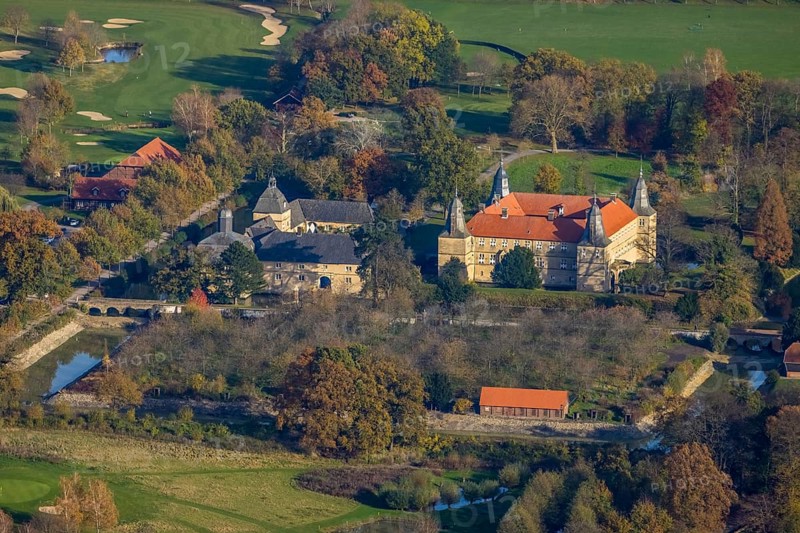 Aerial view, Golfclub Wasserschloss Westerwinkel, Schloss Westerwinkel, Herbern, Ascheberg, Münsterland, North Rhine-Westphalia, Germany, DE, Europe, birds-eyes view, aerial view, aerial photography, aerial photography, overview, bird's eye view, historical sight